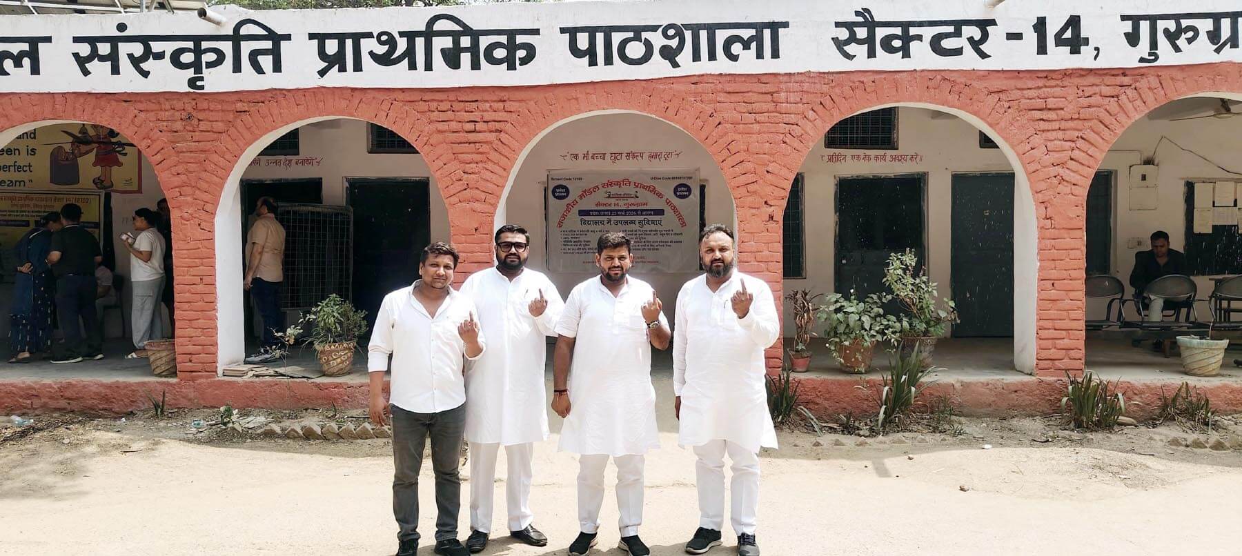 photo naveen goyal voting (1)